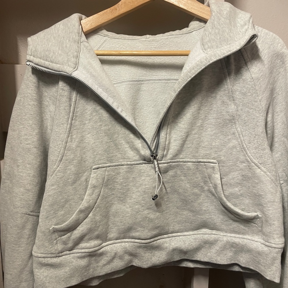 cropped half zip scuba